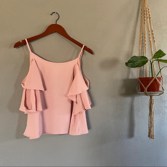 5/$25 Pink cold shoulder crop top - Picture 3 of 5